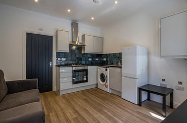 Colum Road, Cathays, Cardiff - Image 2